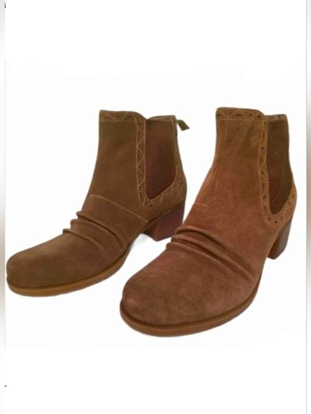 Earth Denali Genuine Suede Khaki Chelsea Boots - Size 10 - Comfort Ankle Bootie